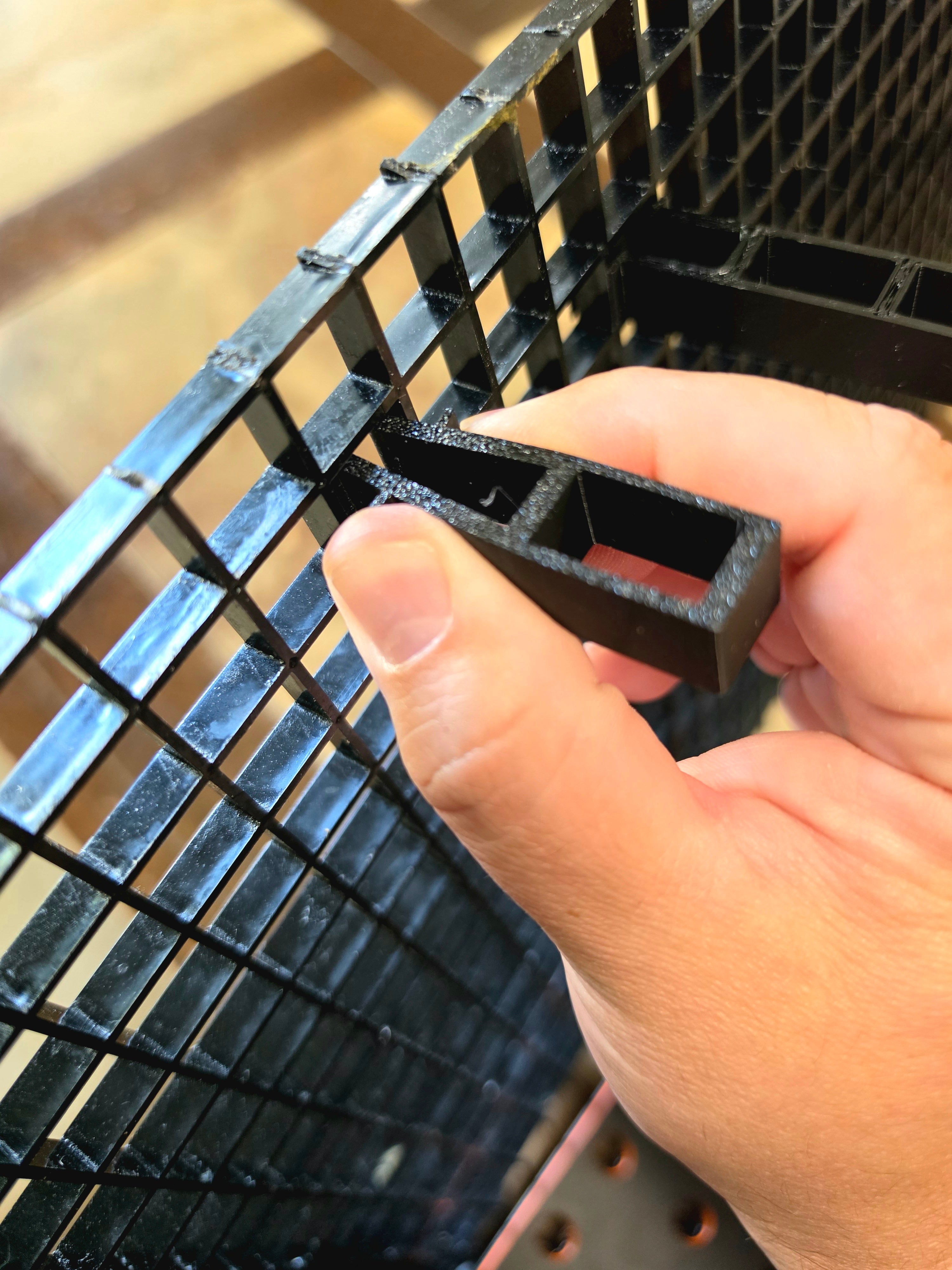STL:  Snap-In Legs for Egg Crate Frag Rack Support
